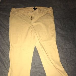 Pale yellow capris